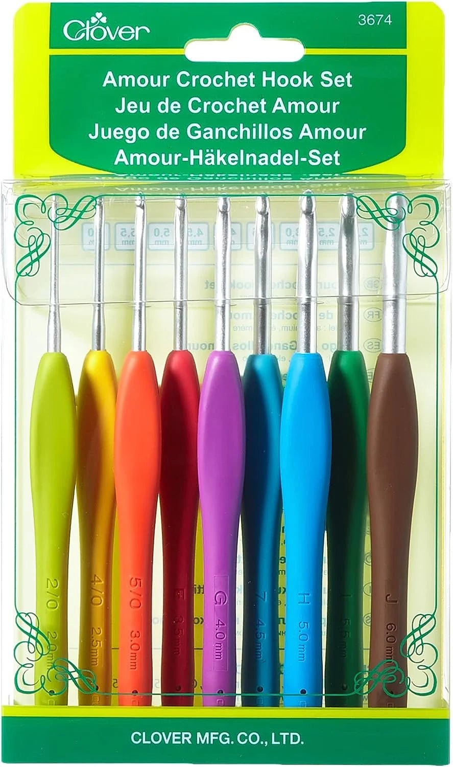 Clover Amour Crochet Hook Set - Clover - The Little Yarn Store