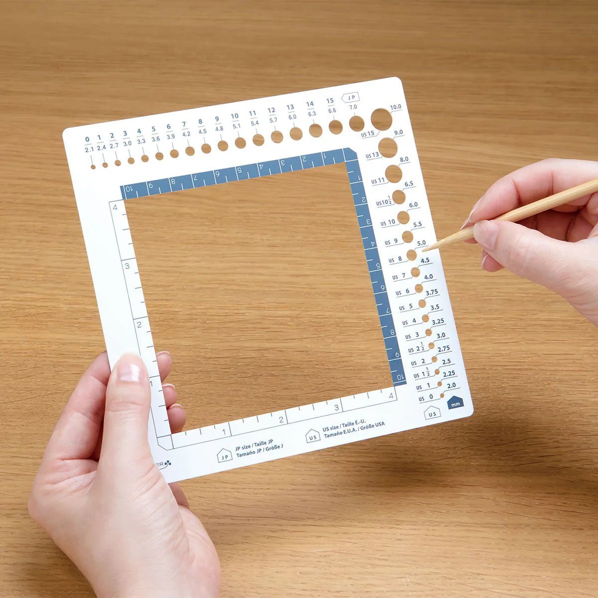 Clover Swatch Ruler and Needle Gauge - Clover - The Little Yarn Store