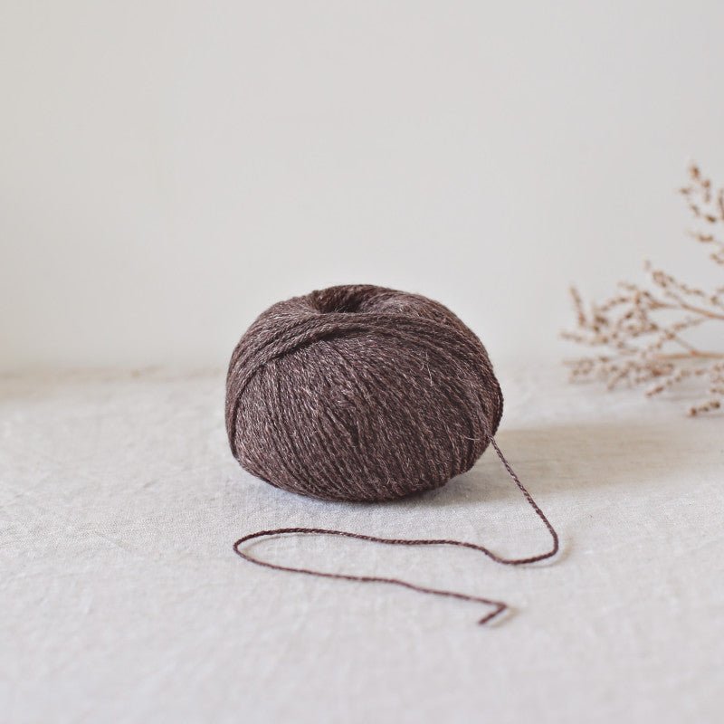 De Rerum Natura Alice - De Rerum Natura Écorce - The Little Yarn Store