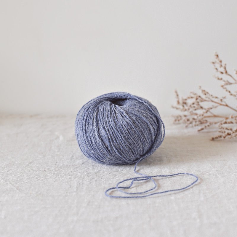 De Rerum Natura Alice - De Rerum Natura Lavande - The Little Yarn Store