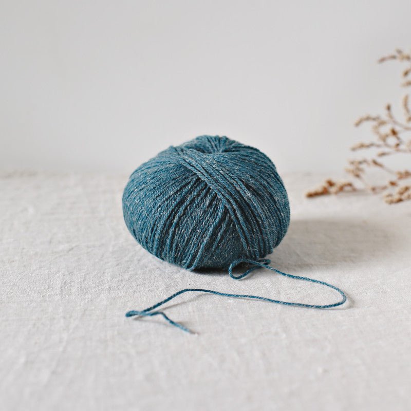 De Rerum Natura Alice - De Rerum Natura Rivière - The Little Yarn Store