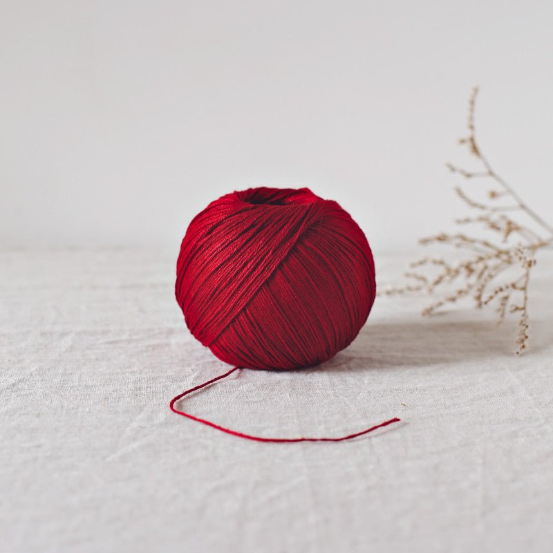 De Rerum Natura Antigone - De Rerum Natura Coquelicot - The Little Yarn Store