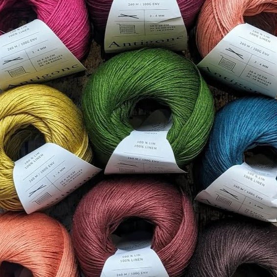 De Rerum Natura Antigone - De Rerum Natura Grenat - The Little Yarn Store