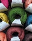 De Rerum Natura Antigone - De Rerum Natura Grenat - The Little Yarn Store