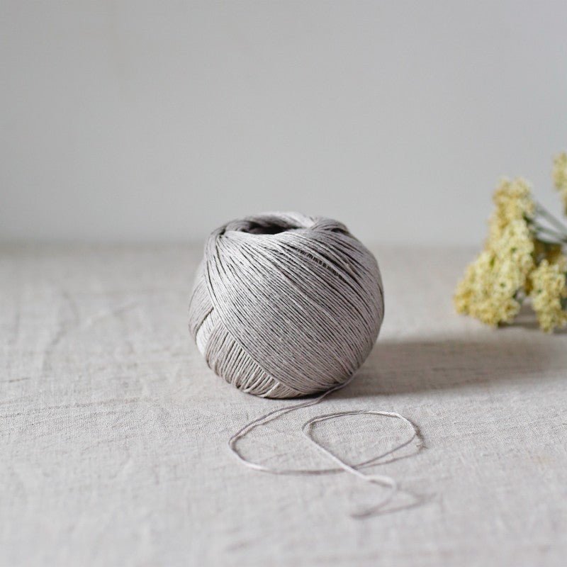 De Rerum Natura Antigone - De Rerum Natura Lune - The Little Yarn Store