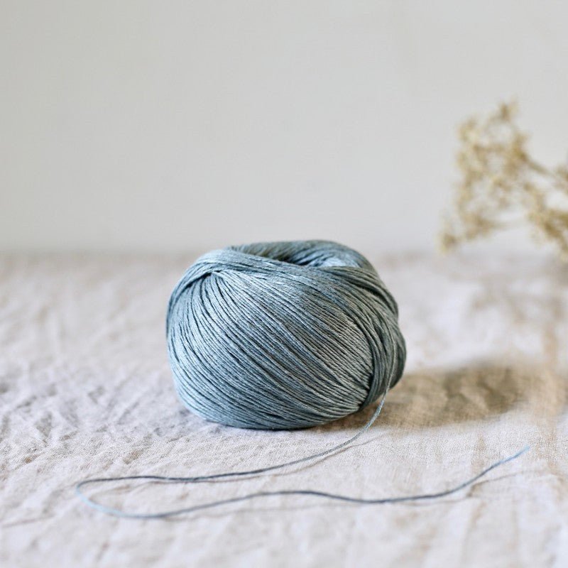 De Rerum Natura Antigone - De Rerum Natura Mistral - The Little Yarn Store