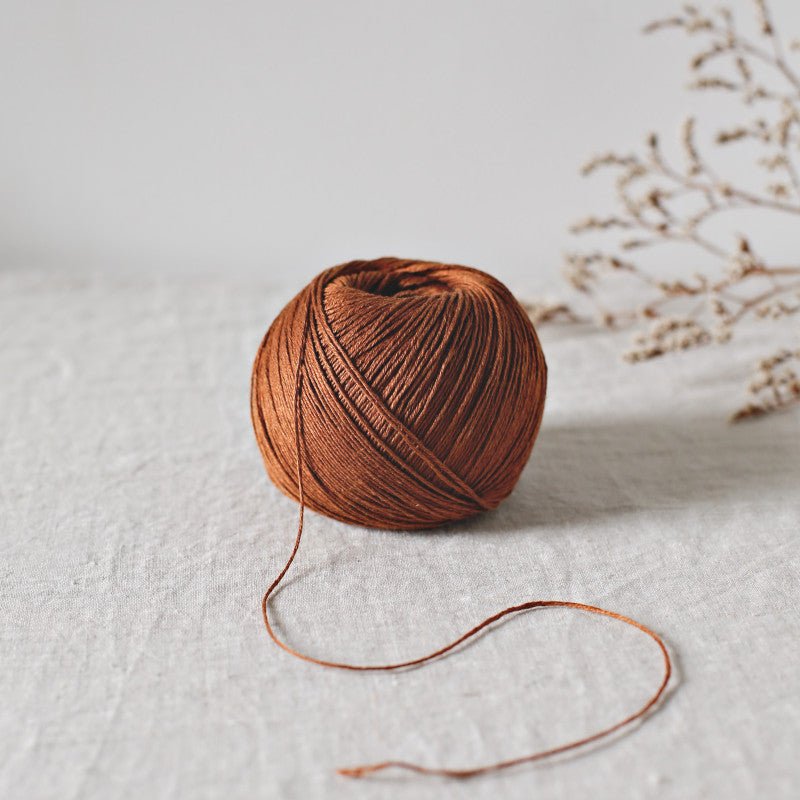De Rerum Natura Antigone - De Rerum Natura Pain d'épices - The Little Yarn Store