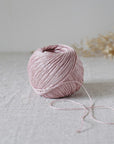 De Rerum Natura Antigone - De Rerum Natura Pivoine - The Little Yarn Store