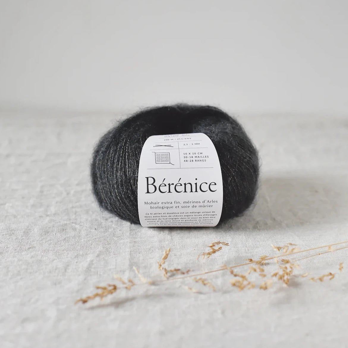 De Rerum Natura Bérénice - De Rerum Natura Fusain - The Little Yarn Store