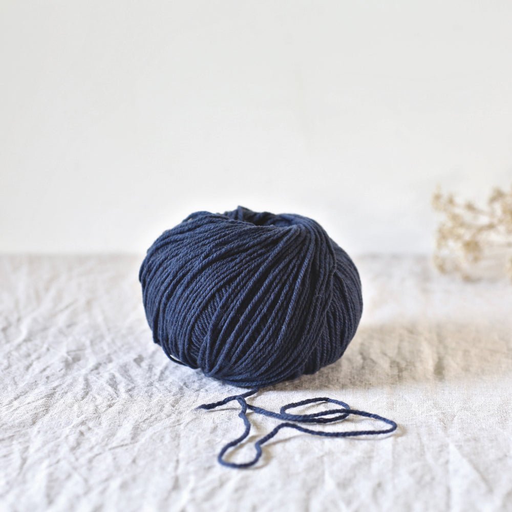 De Rerum Natura Gilliatt - De Rerum Natura - Baleine Bleue - The Little Yarn Store