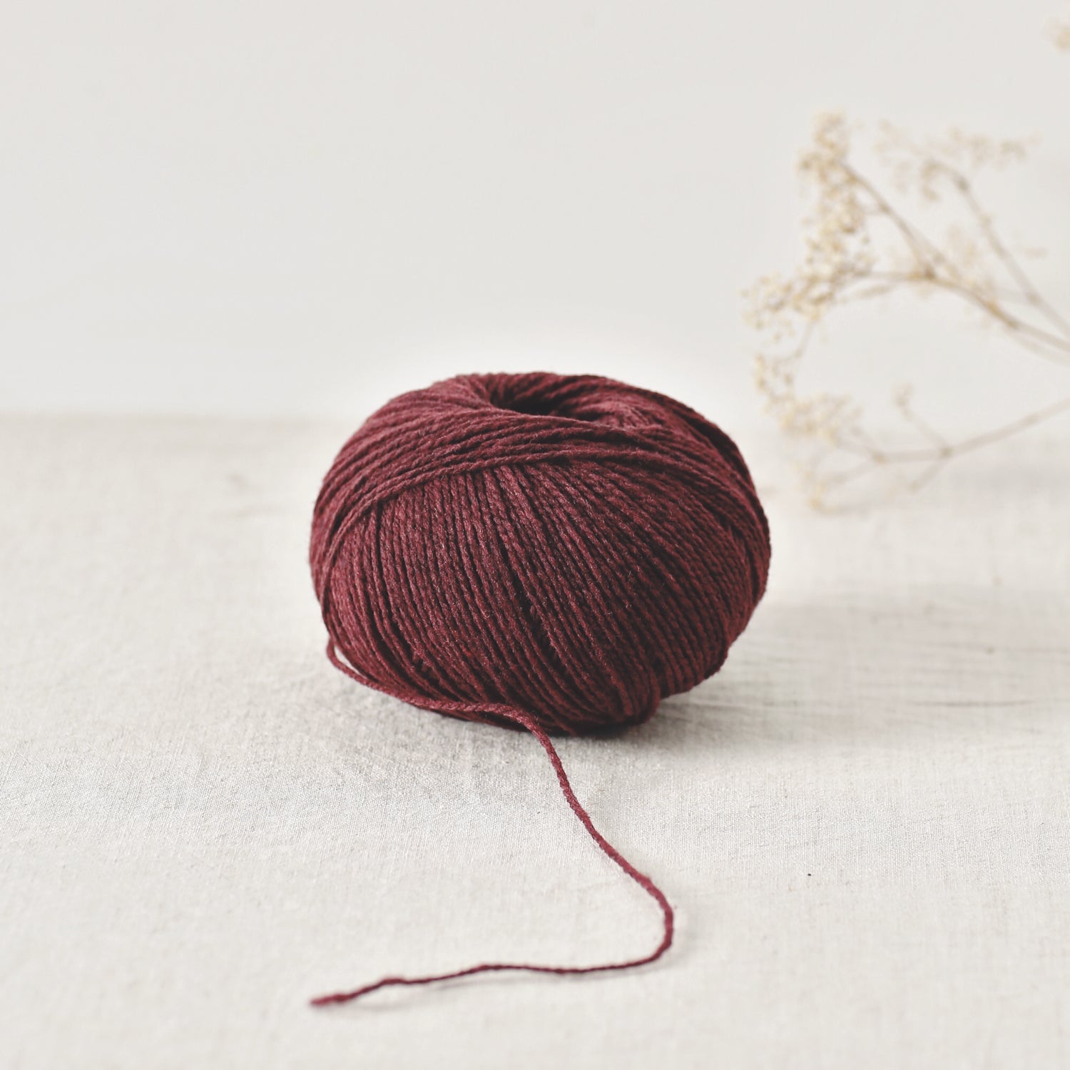 De Rerum Natura Ulysse - De Rerum Natura Amarante - The Little Yarn Store