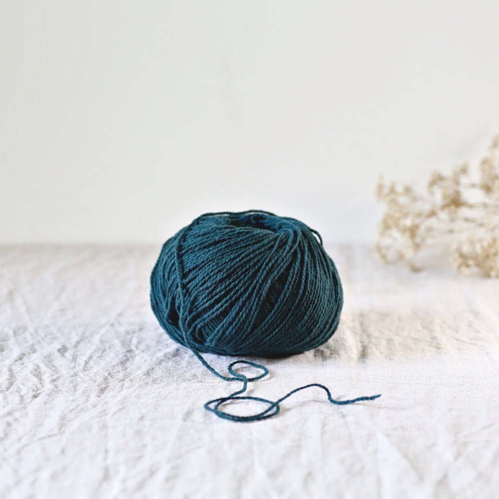 De Rerum Natura Ulysse - De Rerum Natura Cyprés - The Little Yarn Store