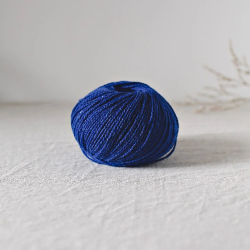 De Rerum Natura Ulysse - De Rerum Natura Delphinium - The Little Yarn Store