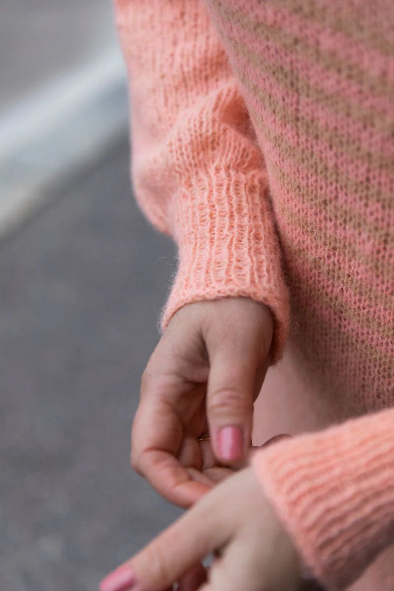 Everyday Knits: Easy Wardrobe Essentials - Laine - The Little Yarn Store