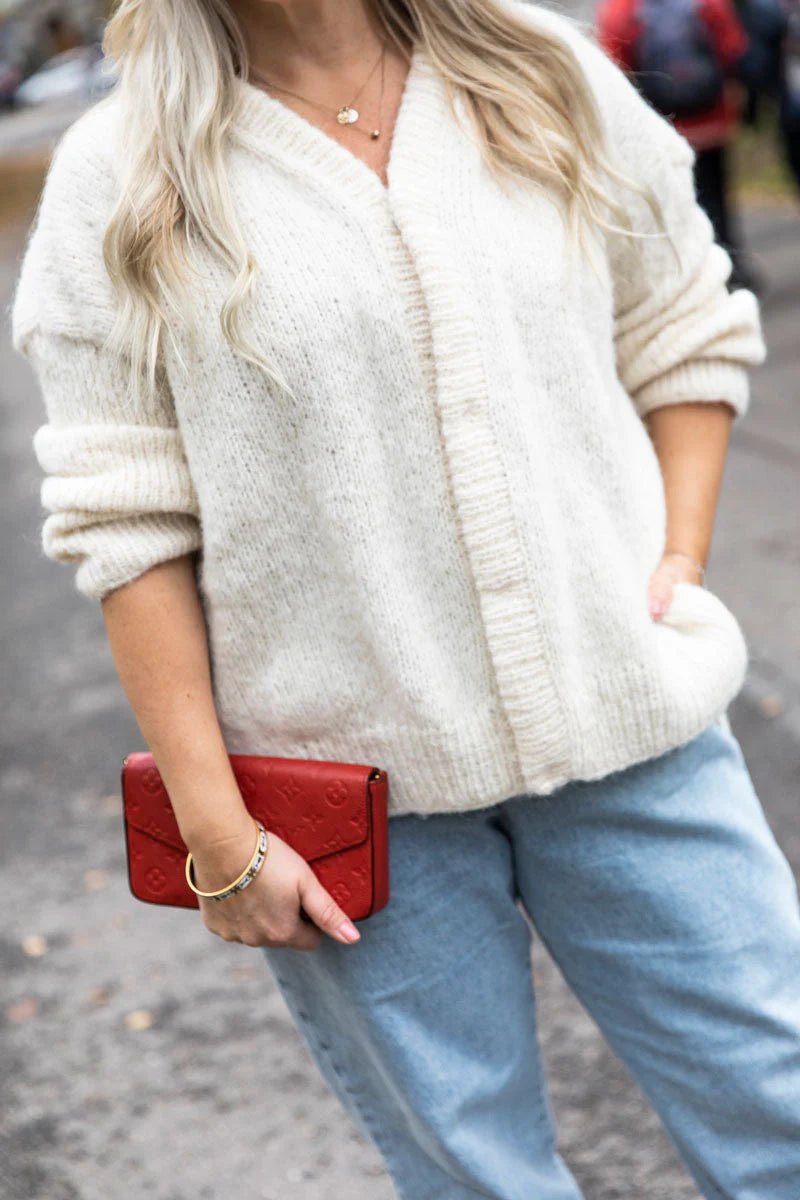 Everyday Knits: Easy Wardrobe Essentials - Laine - The Little Yarn Store