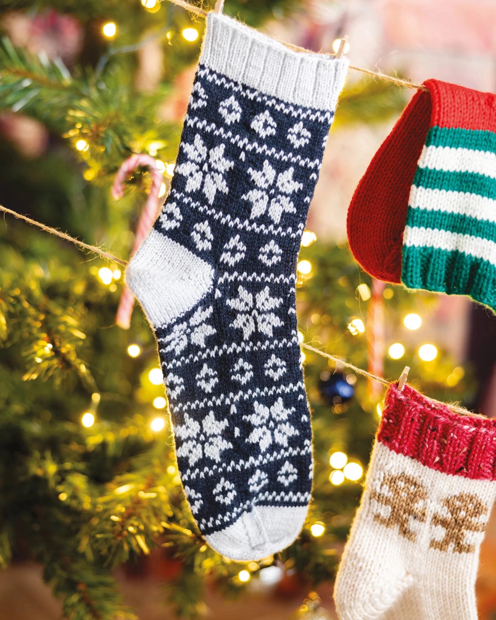 Knit a Box of Christmas Socks: 24 Festive Sock Knitting Patterns for the Holidays - Julie Anne Lebouthillier - The Little Yarn Store
