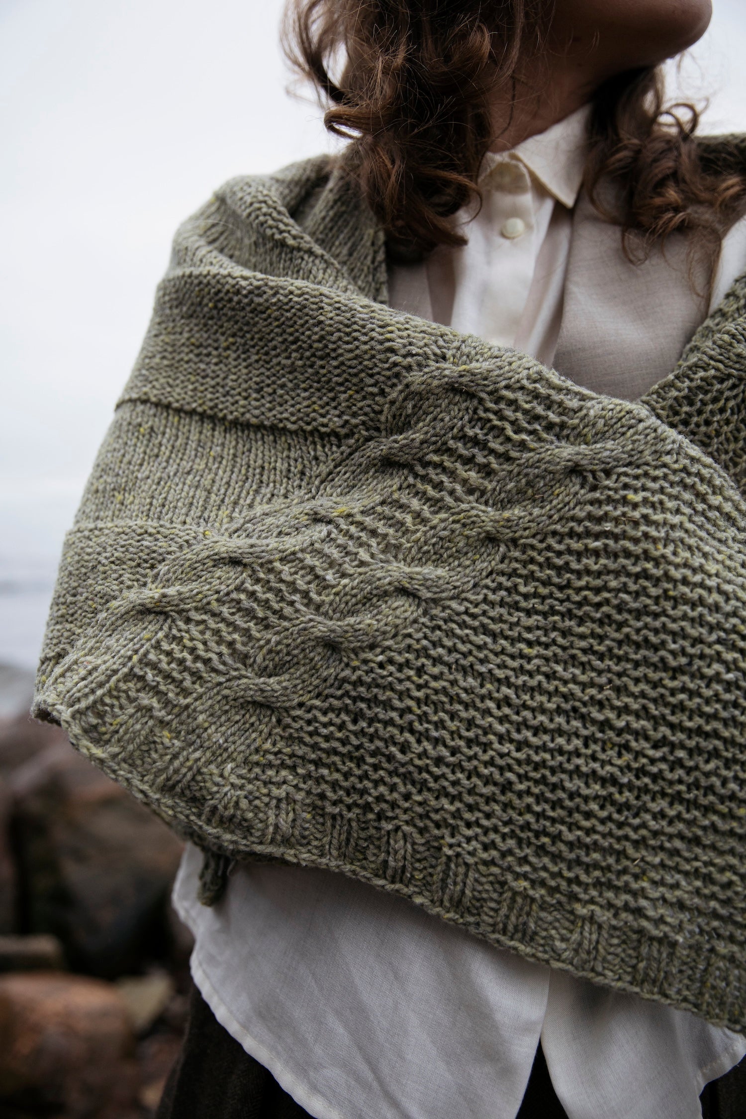 Soothing Stitches: Knits for a Quiet Mind - Laine - The Little Yarn Store