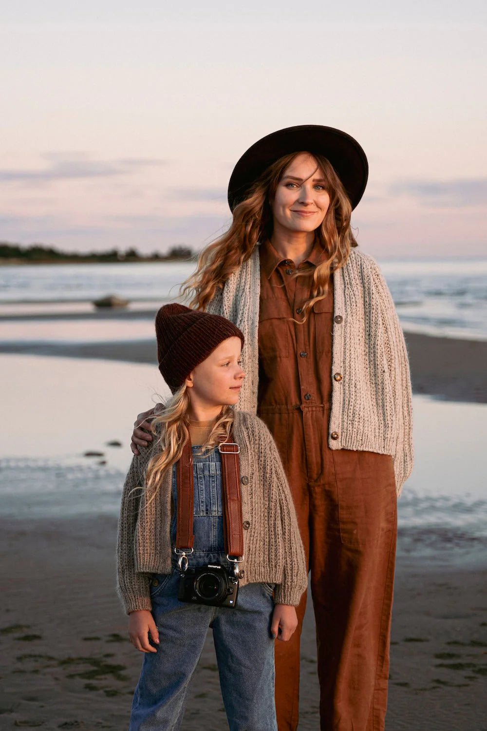 Unfolding Landscapes: 17 Knits for the Road - Laine - The Little Yarn Store