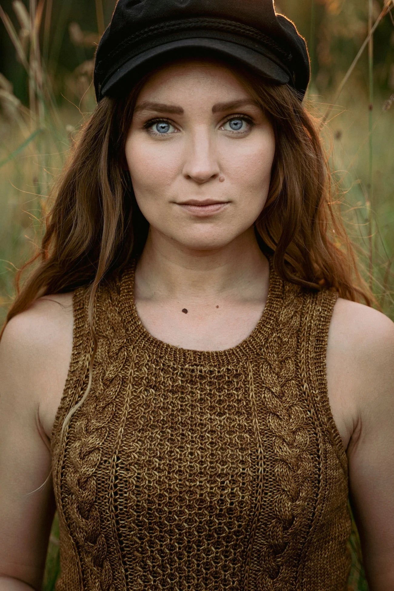 Unfolding Landscapes: 17 Knits for the Road - Laine - The Little Yarn Store