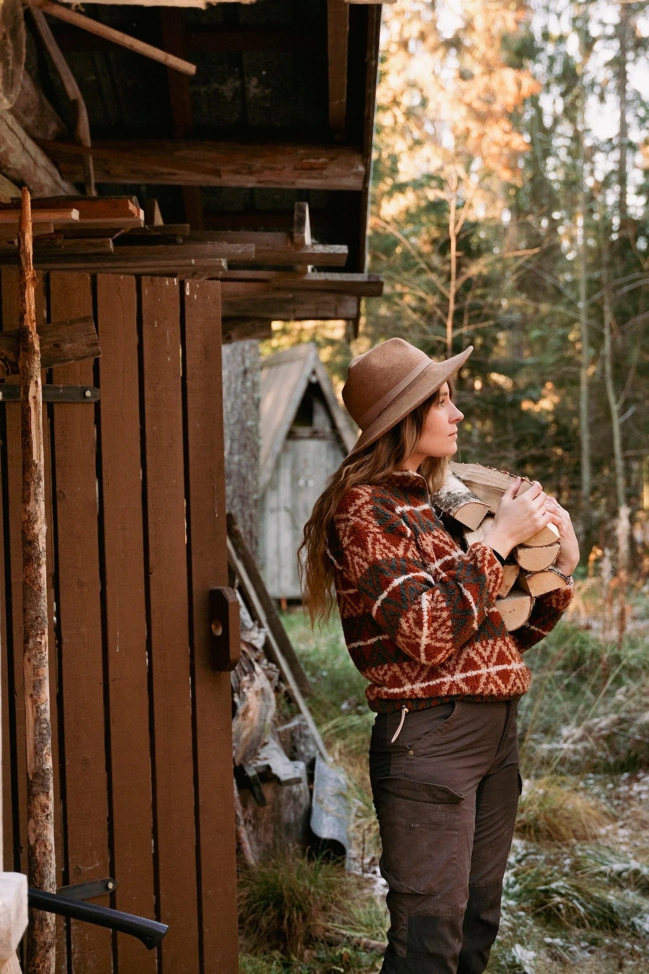 Unfolding Landscapes: 17 Knits for the Road - Laine - The Little Yarn Store