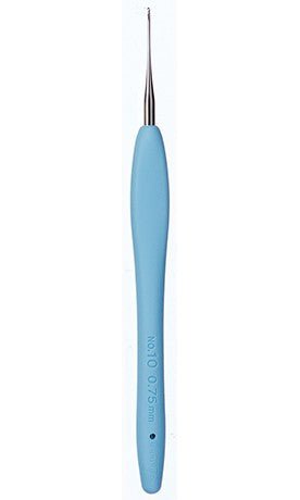 Clover Amour Crochet Hook - Clover 0.75 mm - The Little Yarn Store