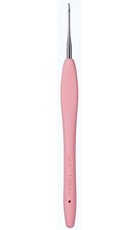 Clover Amour Crochet Hook - Clover 1.25 mm - The Little Yarn Store